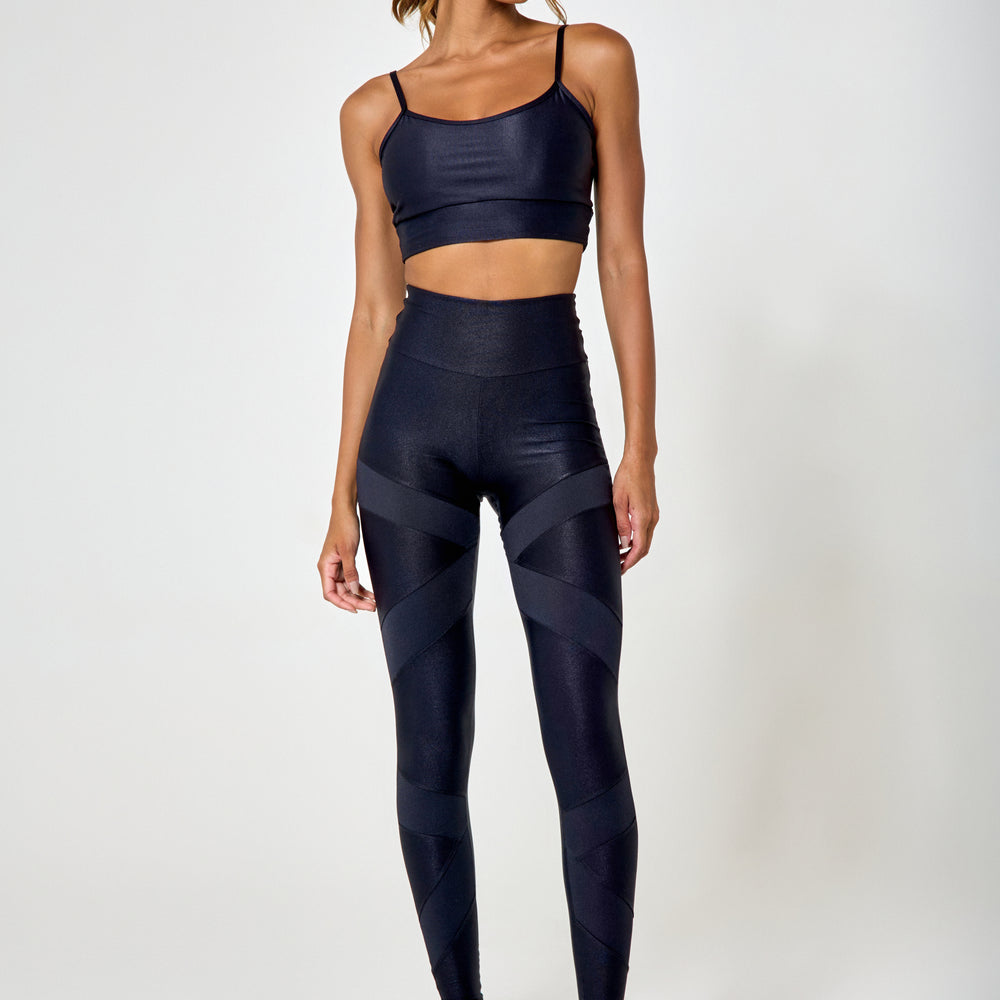 
                  
                    Top + Legging Lupo Hit Black
                  
                