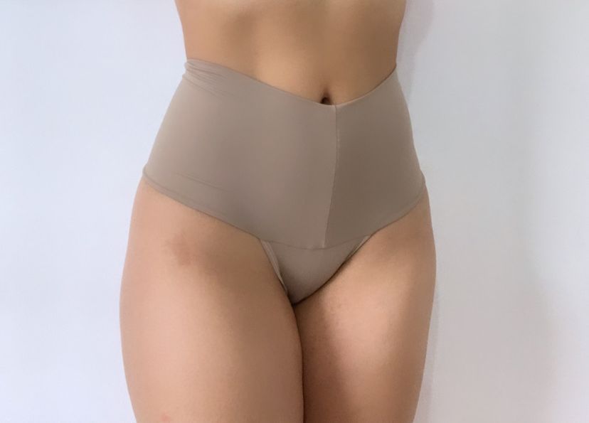 Set with 4 High waist panties “Calcinha Esconde Barriga”