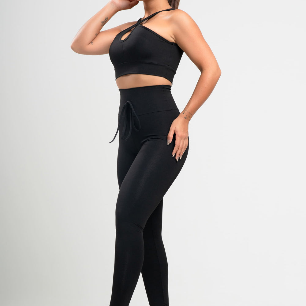 
                  
                    Legging + Top Detox Amarração Black
                  
                